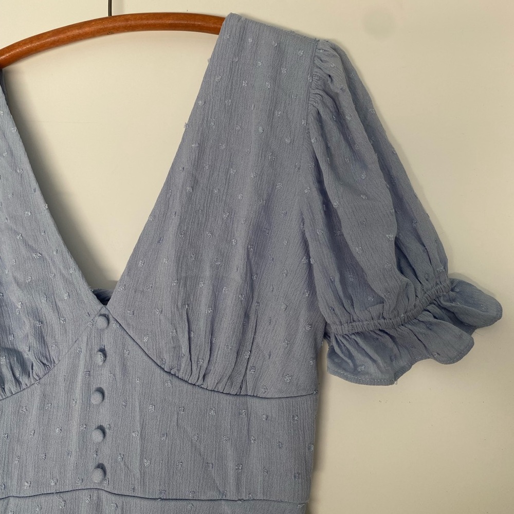 Lulu’s Light blue flirty date dress. Medium